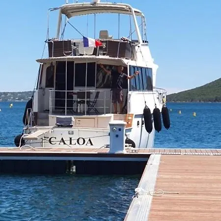 Båthotell Ocean Yacht Trawler - Le Caloa
