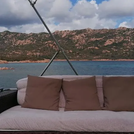 Båthotell Ocean Yacht Trawler - Le Caloa