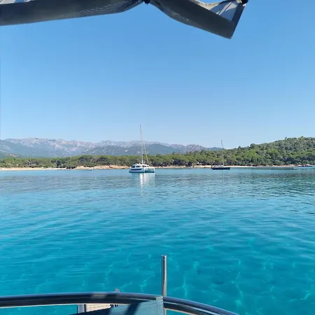 Botel Ocean Yacht Trawler - Le Caloa Porto-Vecchio (Corsica)