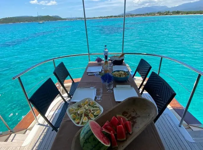 Ocean Yacht Trawler - Le Caloa Tekne