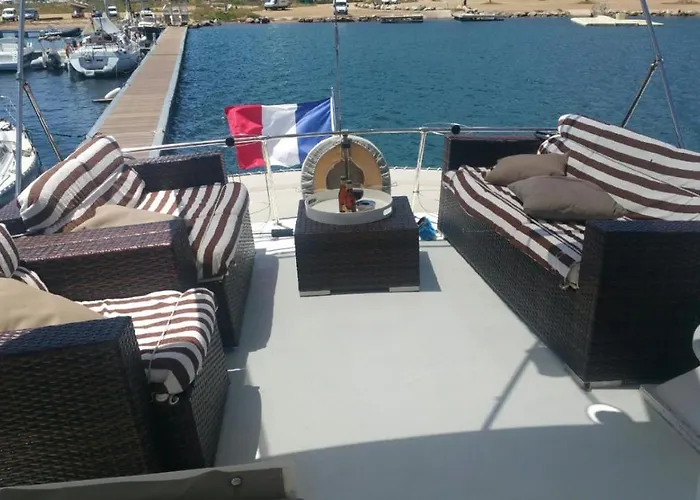 ספינת מלון Ocean Yacht Trawler - Le Caloa פורטו-וישיו