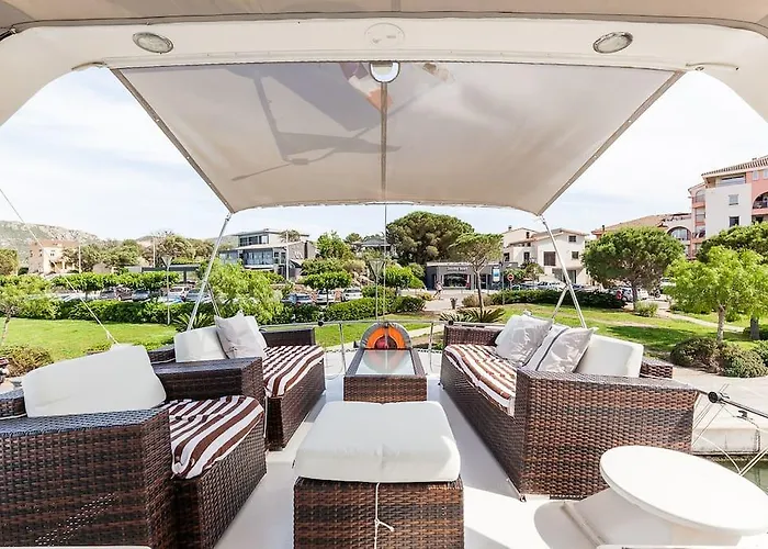 Ocean Yacht Trawler - Le Caloa * פורטו-וישיו