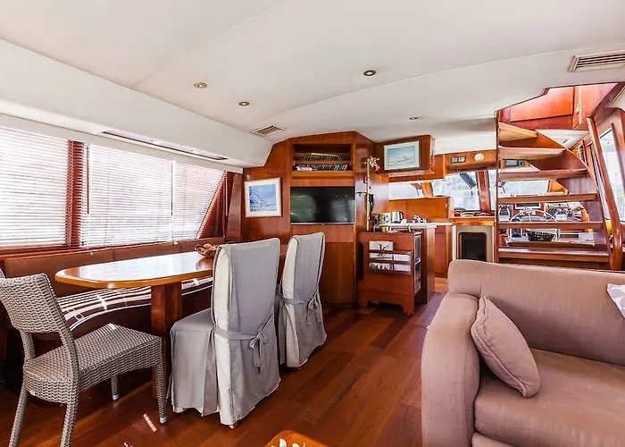 Tekne Ocean Yacht Trawler - Le Caloa